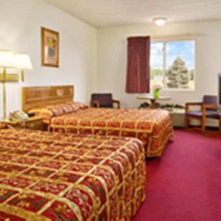 Westwood Inn & Suites - Kimball Room photo