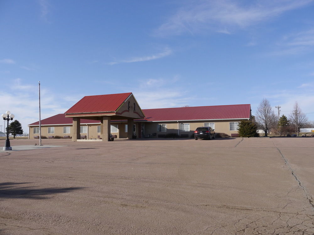 Westwood Inn & Suites - Kimball Exterior photo