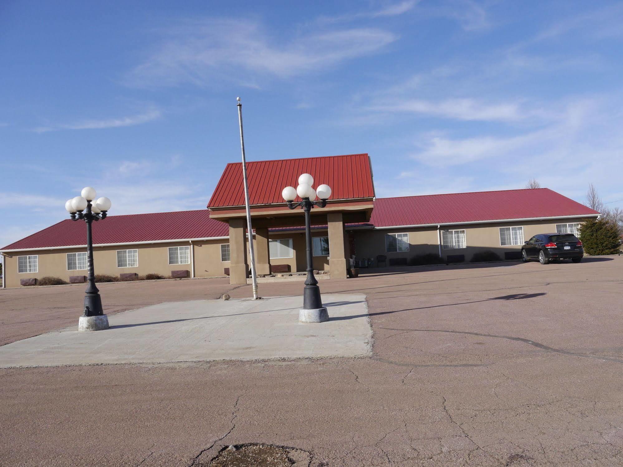 Westwood Inn & Suites - Kimball Exterior photo
